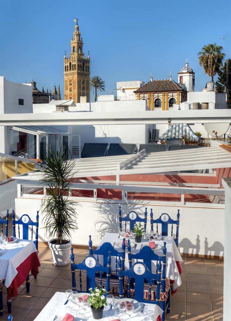 Hotel Dona Lina Seville Exterior photo